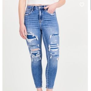 NWT Blair Destroyed Skinny Jeans Dark Wash Altar’d State